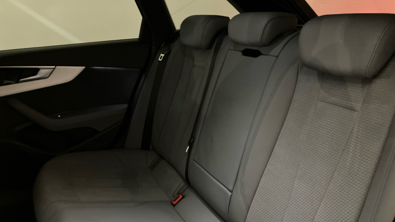 Audi A4 35 TDI S Line 5dr S Tronic Diesel Estate